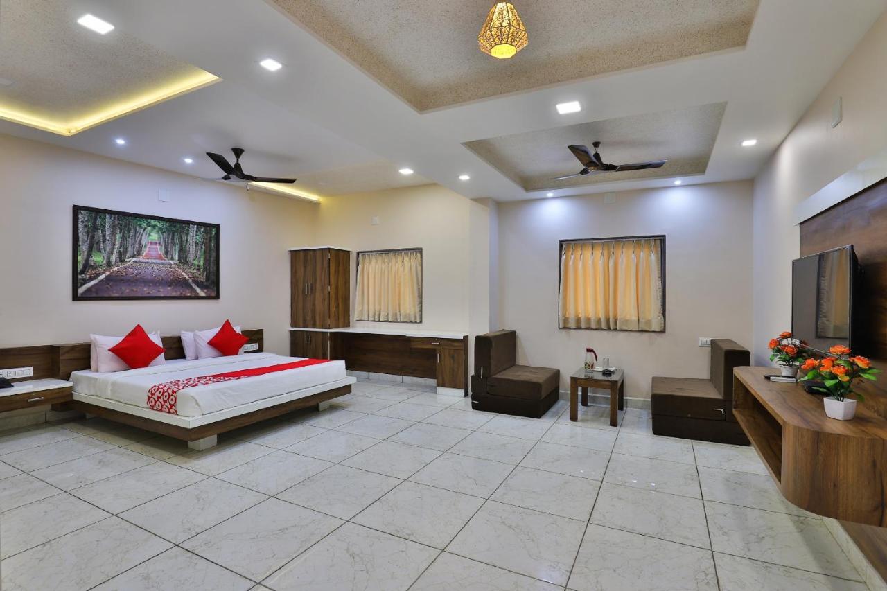 Oyo 26621 Hotel Tulsi Residency Jāmnagar 外观 照片